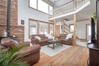 Farmhouse Resort - 7