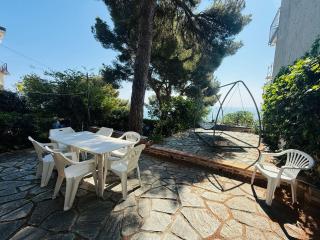 Casa Vacanza Andora • Mare Relax e Famiglie - 0