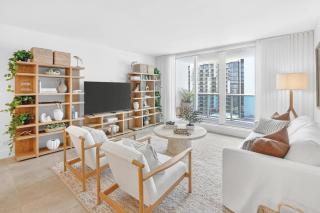 Roney Palace- 15th FL, Resort Condo, Direct Beach Access, Pools - 5