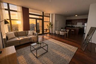 29th Floor 2BR Suite with Balcony and Gym - 0