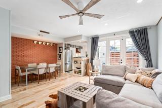 3 Bedroom House SMU Mockingbird and Greenville Ave - 6