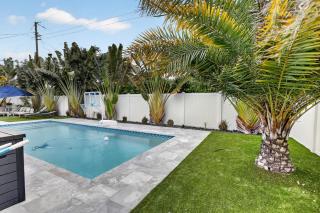 Imperial Point Villa with Pool - 4
