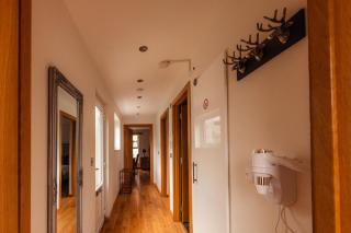 Luxurious 2 Bdrm Seaview Cottage 1 - 1