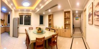 Lingyunju Sky Villa Top Floor 3 King Bed Suite for 6 Guests - 6