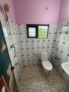 Richard's Homestay -3BHK - 8