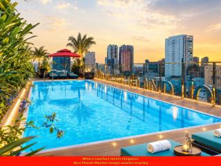 Happy Life Grand Hotel & Rooftop Skybar - 0
