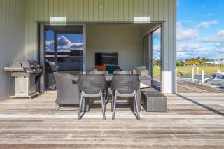 Hosts on the Coast Kahu Tides - 7