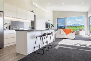 Hosts on the Coast Kahu Tides - 5