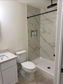 A New 3 Bedroom 4 Beds 2 Bath, Apt 2 - 2