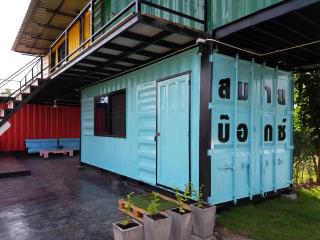 Smile Box Coffee & Resort - 4