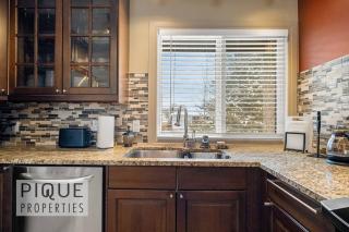 Urban Oasis - with 16ft Swim Spa - Heated Hot Tub & Pool - 1
