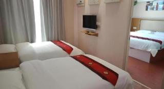 GreenTree Inn Yangshuo West Street Express Hotel - 6