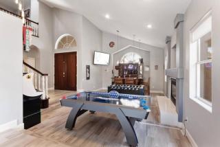 Luxurious All In 1HtdPoolHotTubArcadeGamesMore - 9