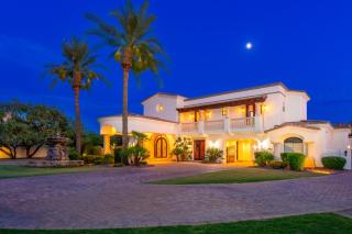 ParadiseCastlePickleballCrtPuttSpaRoomGameRm - 9