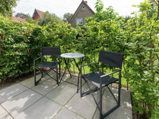 Alluring Apartment in Bergen with Terrace, Garden and BBQ - 6
