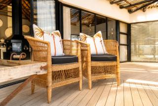 CANAL GUEST HOUSE - Waterfront Boutique B&B - 3