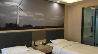 Super 8 Hotel Urumqi West Wuyi Road - 8