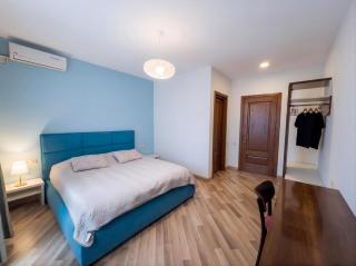 Stylish & Spacious Duplex 2BR in Mtatsminda - 4