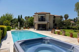 Eco Stone Villa with Private Pool and Jacuzzi - 0