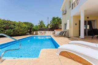 Villa Jasmine Rose - 4