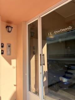 FK Apartment Sea View Balcony 60 m to the Beach Near Athens Airport and Rafina Port - Artemi - 9