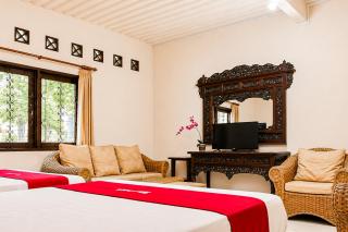 RedDoorz at Cimahi Rancho Topaz - 4