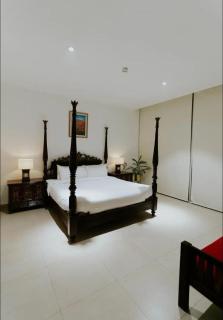 Serenity Suites By One Constitution Avenue - Presidential 3BR Suite - 6