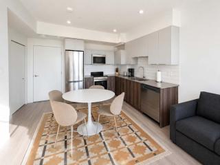 Stylish 1BR Suite with AC and Steps to The Drive - 5