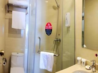 GreenTree Inn Qingdao Licang Shuyan Road Daweng Square Express Hotel - 4