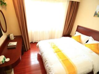 GreenTree Inn Qingdao Licang Shuyan Road Daweng Square Express Hotel - 2