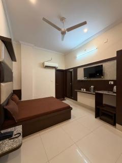 The Utsav Hotel Unit of Rishabh Garden - 1