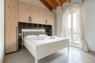 Santa Maria Square View - Family accomodation - Milan - 6
