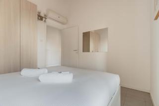 Santa Maria Square View - Family accomodation - Milan - 2