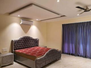 Clubhouse Hotel by CheckIn Igatpuri - 5