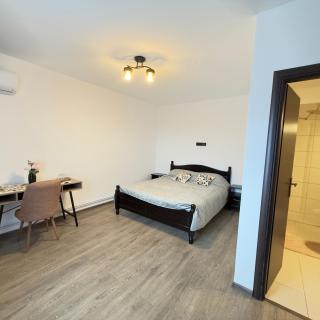Coltul Verde de pe Deal - 3