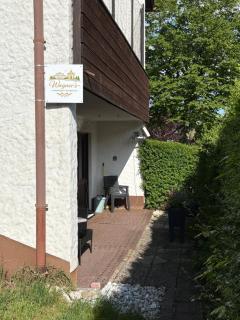Wagner Apartment Bayreuth FeWo - Erdgeschoss - nähe Festspielhaus - Free-WiFi - Schlafzimmer - Boxspringbetten - große Küche - Dusche - Badewanne - extra WC - Terrasse - DTV-Zertifiziert - 9
