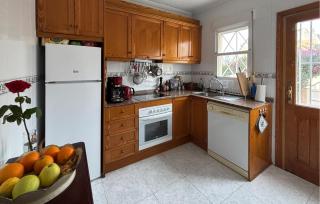 Amazing Apartment In Torrevieja With Wifi - Torrevieja - 5