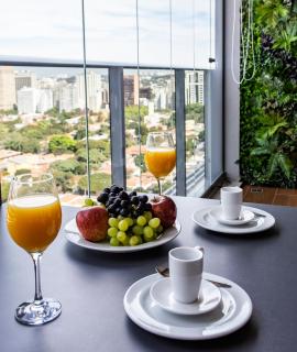 BHaus Helbor Wide Pinheiros - Studio Deluxe com Vista Incrível Panorâmica do 16o andar - Cama King - Rebouças - Academia - Coworking - Lavanderia - Estacionamento pago no prédio - Piscina no Rooftop - W5 - 7