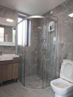 The Fringe Luxe Villa at Forestcity - 4