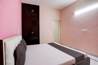 Hotel O Tilak hotel 24 Sector 27 Near by Vinayak Hospital Gali no-6 - 6