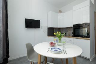 Emilii Plater Cozy Studio by BookingHost - 5