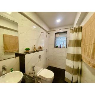 Modern 2bed Bandra AreaParkingUnit 2 - 1