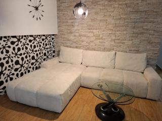 Metro Targówek Spacious Apartment with Parking by Noclegi Renters - Varsovie - 9