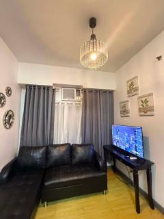 Cordova Place with City View - Manila - 2