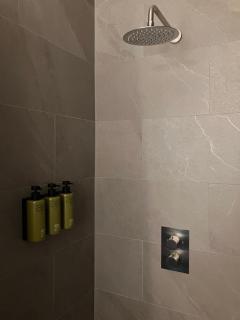 Gilded Ox Suites - 6
