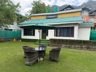 Zabaish Riverside Cottage - Pahalgām - 9