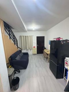 Pet-Friendly 1BR Townhouse w Fast Wi-Fi - 4