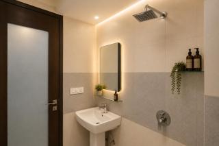 Hotel Starmount In Near Delhi Airport Free Airport Pickup & Drop - 1