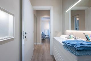 GuestHost - Parma Modern Apartment Balcony! - Parme - 6