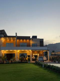Luxury 10 Kanal Farmhouse Near Islamabad - 7